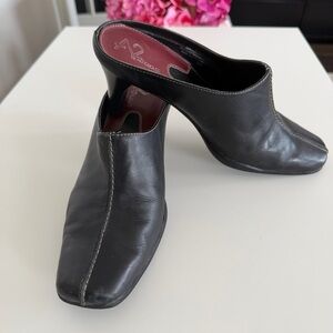 A2 by Aerosoles Black Leather Mule Heels Size 7.5 Comfort Slip On